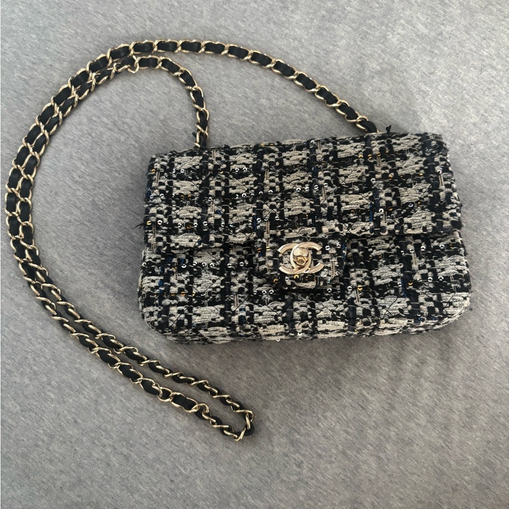 Glittered Tweed Quilted Mini Rectangular Flap Navy Blue